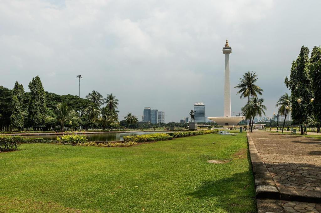 Amaris Hotel Pasar Baru Giacarta Esterno foto