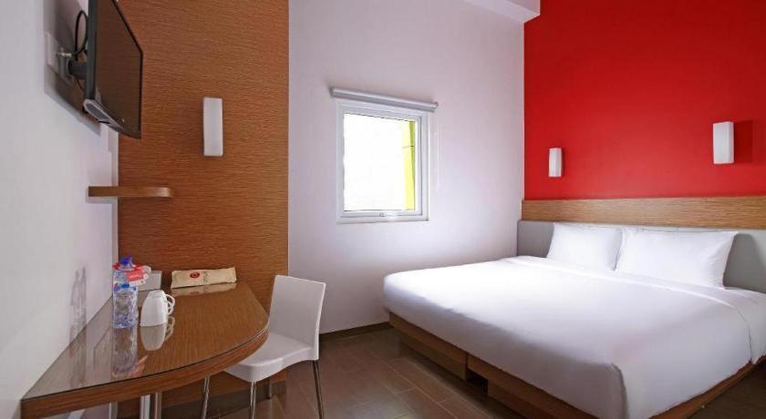 Amaris Hotel Pasar Baru Giacarta Esterno foto